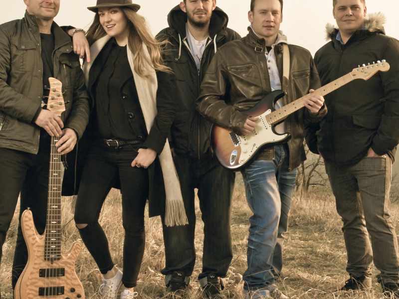 Živá hudba U Zajíce - Chameleon Groove