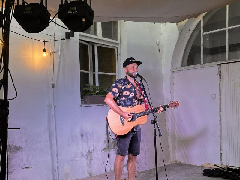 Živá hudba U Zajíce - Pepe Vališ